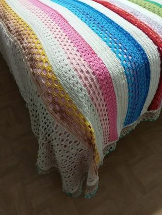 Manta de hilo a ganchillo