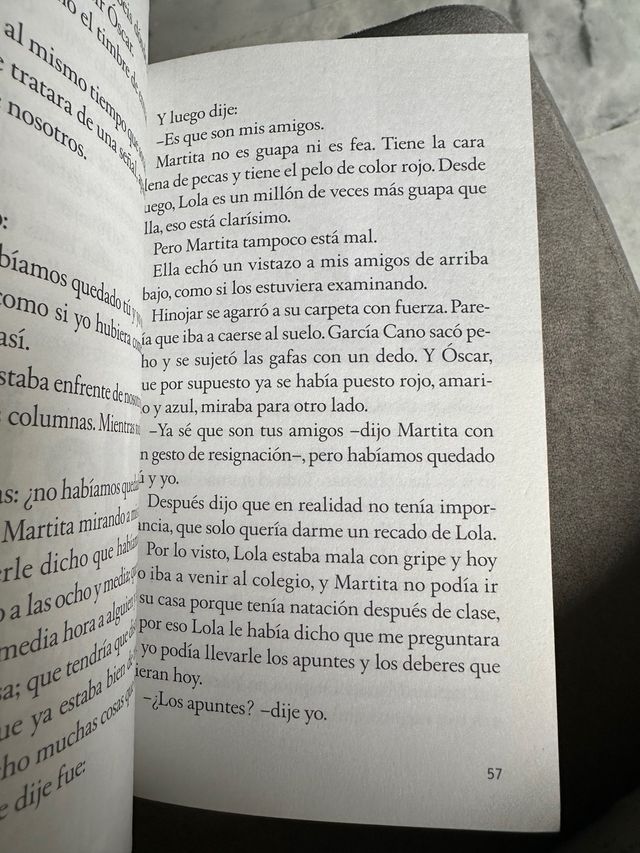 El empollon, el cabeza cuadrada, el gafotas y...