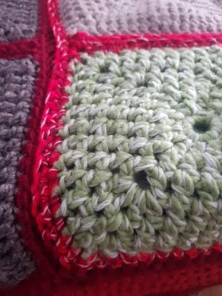 Manta de lana forrada hecha a mano