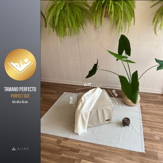 Poggiapiedi pouf di design in similpelle - 55x55x30