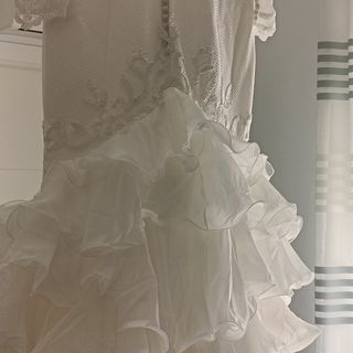 Vestido novia rociero con cola