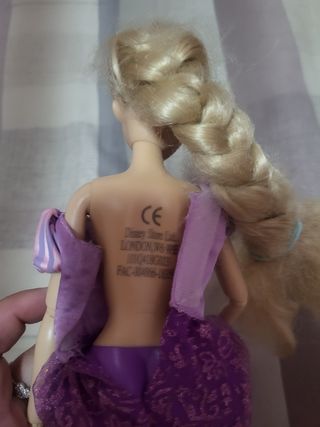 Barbie princesa Rapunzel disney