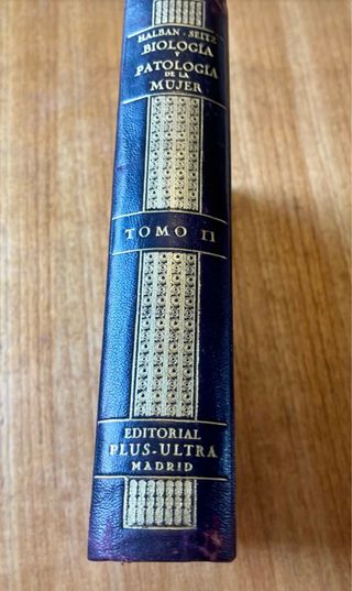 Vecchio libro di medicina 1929 organi, donna
