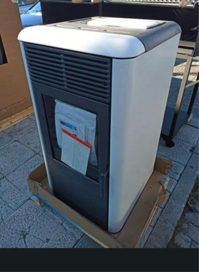 Stufa a pellet Edilkamin Mod.Point2