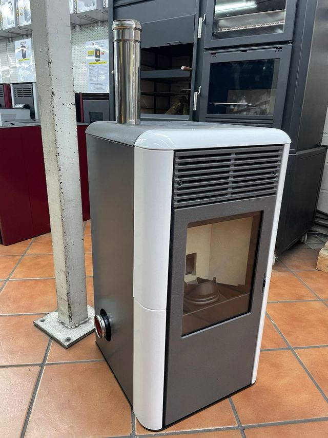 Stufa a pellet Edilkamin Mod.Point2