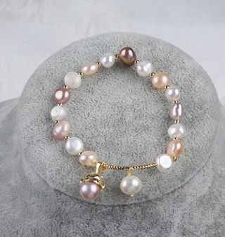 Pulsera perlas naturales a estrenar 