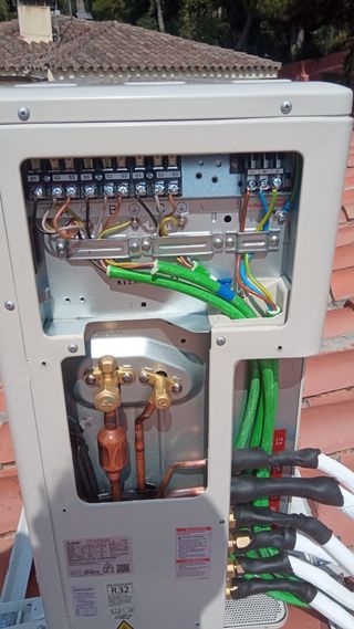 Instalación de maquinas de aiere acc.