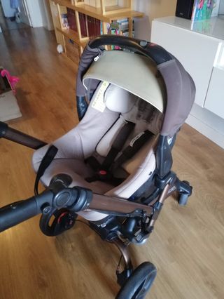 Cochecito de bebé de la marca Jané. Modelo Rider