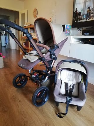 Cochecito de bebé de la marca Jané. Modelo Rider