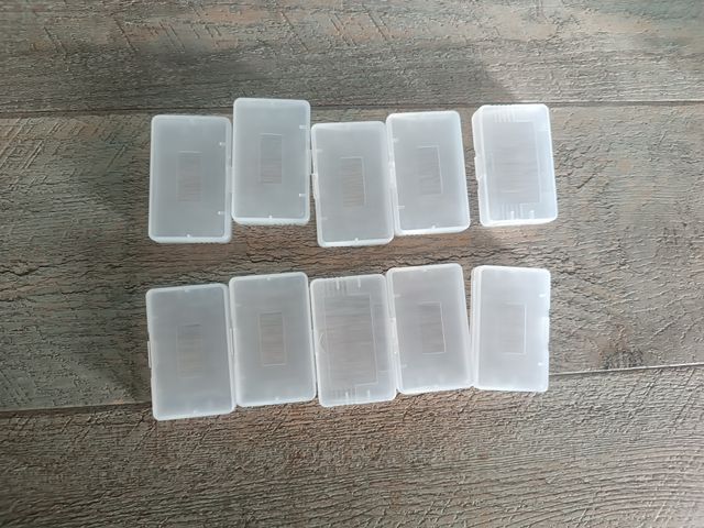 Custodie giochi nintendo gba