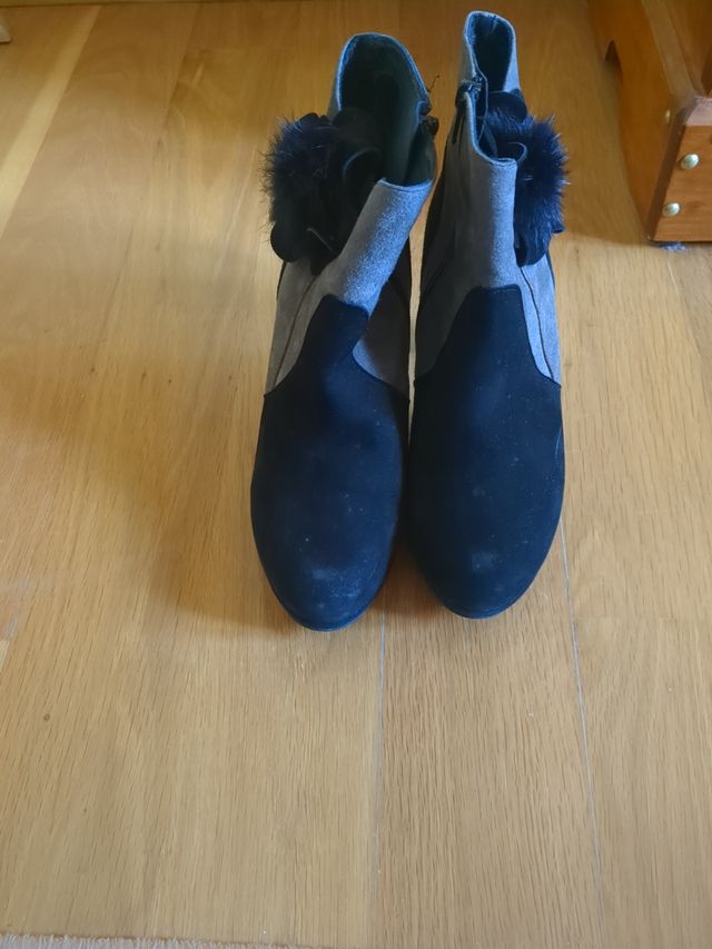 Botines negros marca Pasther 