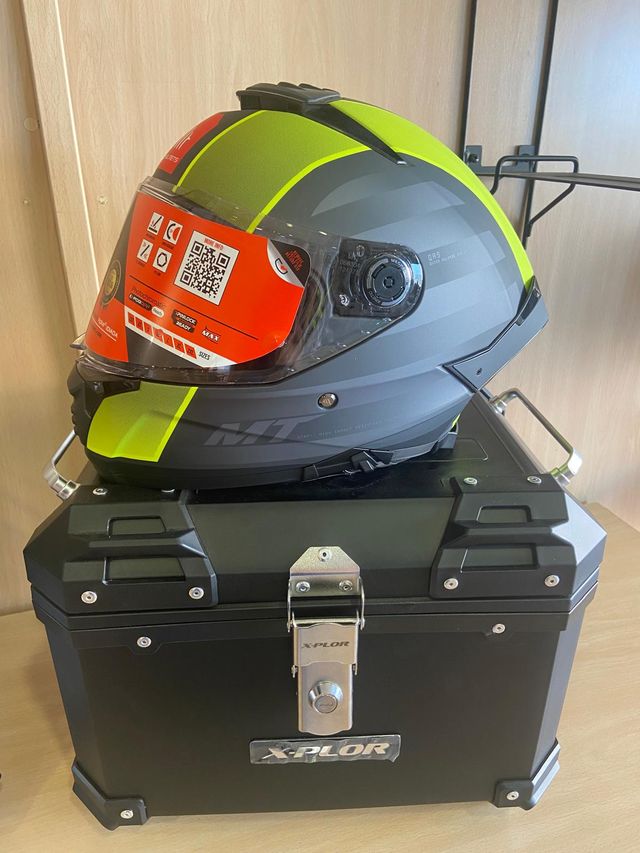 Baúl moto tocase K Plor 38 litros