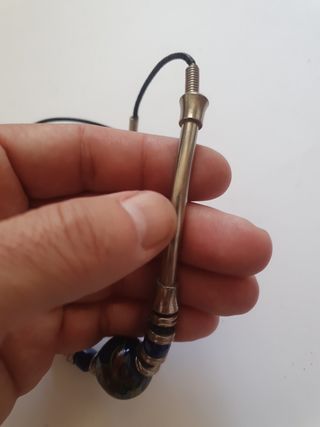 Antiguo collar plateado y piedra cristal