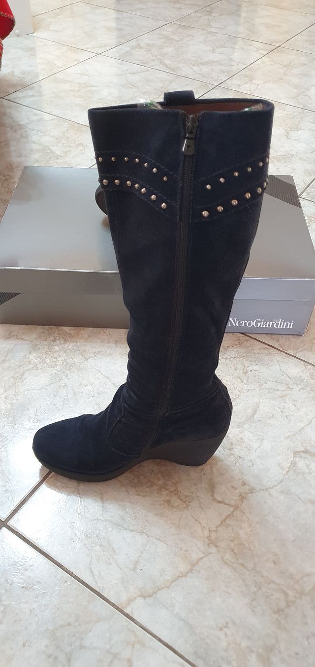 Stivali da donna nero giardini