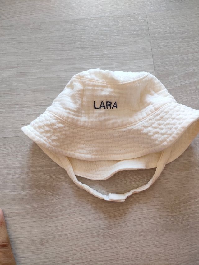 Gorro muselina zara lara