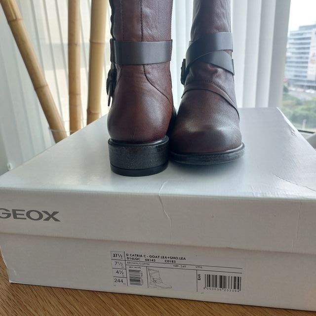 T37,5 Botas Geox Piel Nuevas marrones