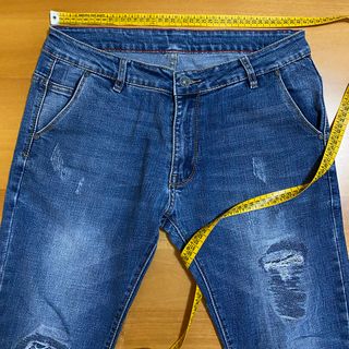 Jeans Ripped Strappi Effetto Strappato Blu Scuro