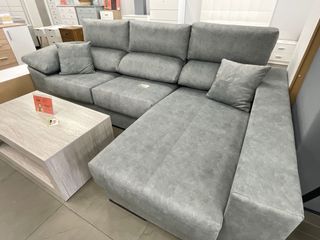 HERMOSO SOFA VÍCTORIA