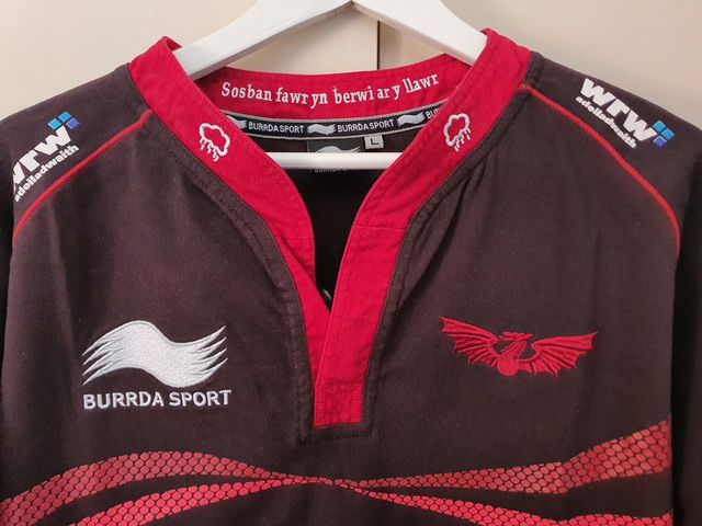 Camiseta oficial rugby Llanelli Scarlets Wales