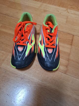 Zapatillas fútbol multitaco 34 Joma