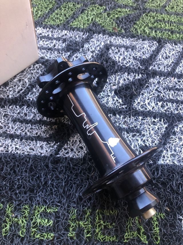 EJE DELANTERO FATBIKE SPECIALIZED