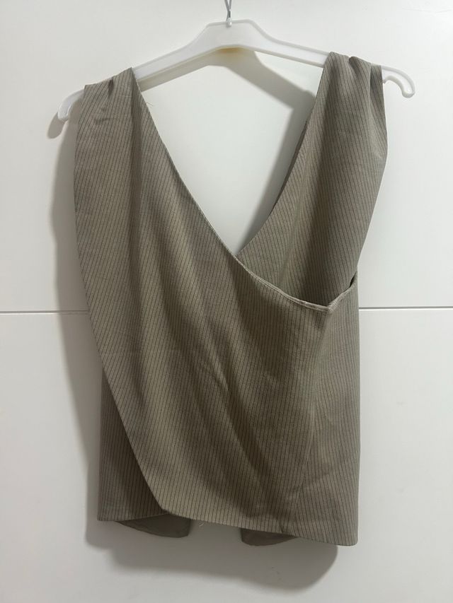 chaqueta a conjunto beig ralla negra abierta 