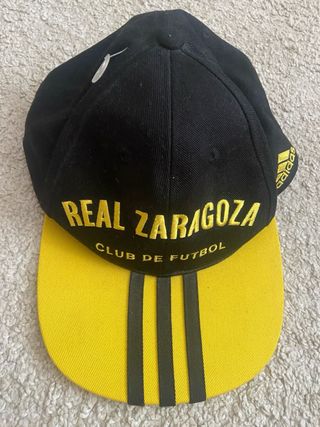 Gorra real Zaragoza avispa