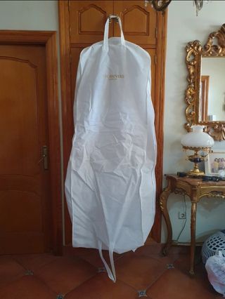 Traje de novia Pronovias modelo Blake