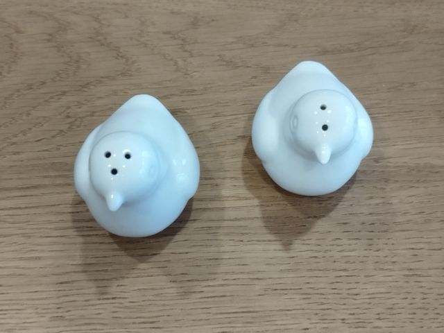 Conjunto saleiro + pimenteiro passarinhos