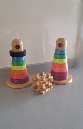 Juguetes Faros de madera y cubo