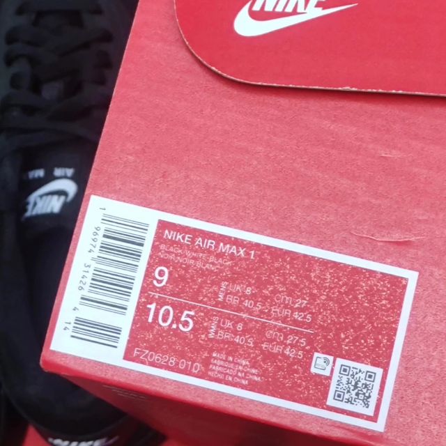 NIKE AIR MAX 1 BLACK/WHITE 2024
