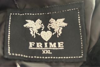 Precioso abrigo negro reversible XXL marca BLOOM