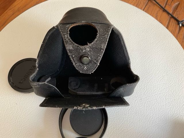 Yashica Electro 35 GT 45mm + Trepiedi  +flash