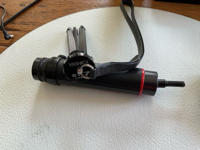 Yashica Electro 35 GT 45mm + Trepiedi  +flash