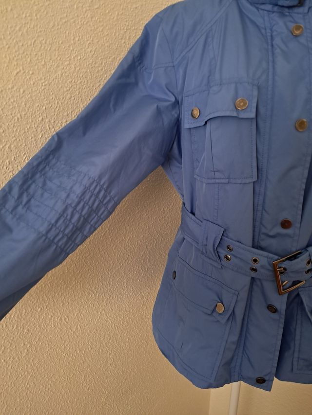 Chaqueta cortavientos Zara Basic