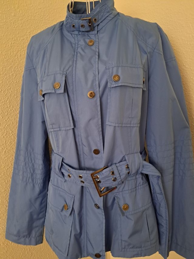 Chaqueta cortavientos Zara Basic