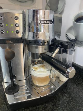 Vendo cafetera DeLongui EC 850 .M