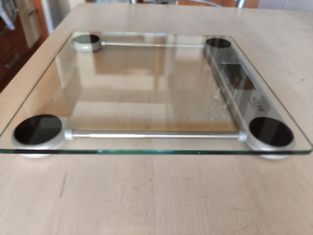 Báscula digital de baño Adler