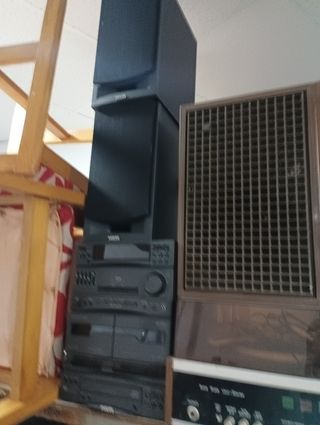 Mini cadena y tocadiscos 