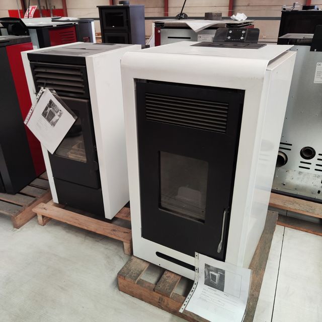 Estufas pellet cuadradas 10 kw