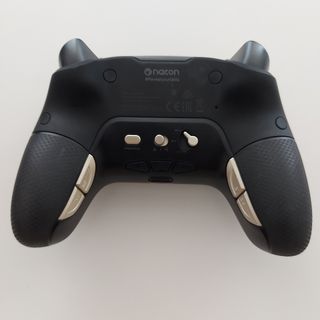 Mando PS-4 Nacon Pro Controler