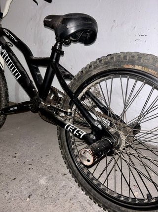 Bicicleta BMX Monty 135 Jump Negro