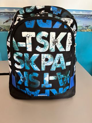 MOCHILA ESCOLAR NUEVA