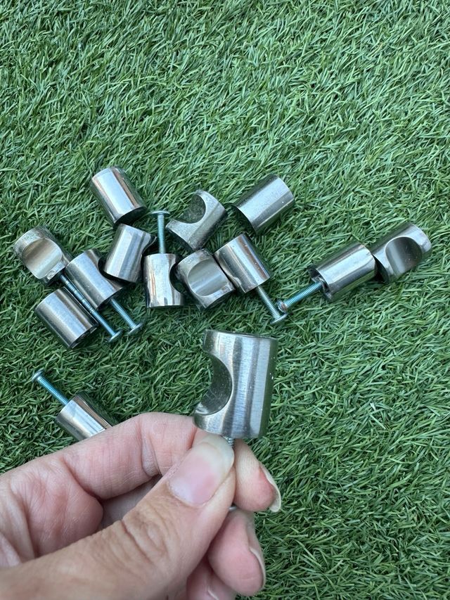 15 Sparatutto o manopola