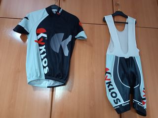 Conjunto camiseta y pantalón de ciclismo mujer