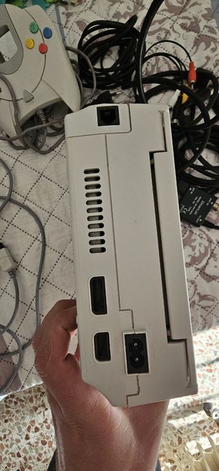 Consola Dreamcast + 1 mand y sus cables