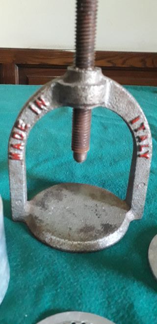  spremiagrumi antico in ferro "Star" made in italy