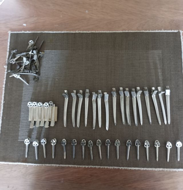 Pinzas de pelo antiguas, metálicas. Muy