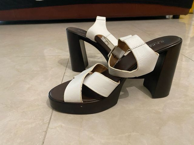 Sandali pelle bianchi  con tacco alto