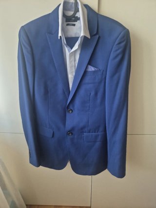 Traje de chaqueta y camisa para hombre